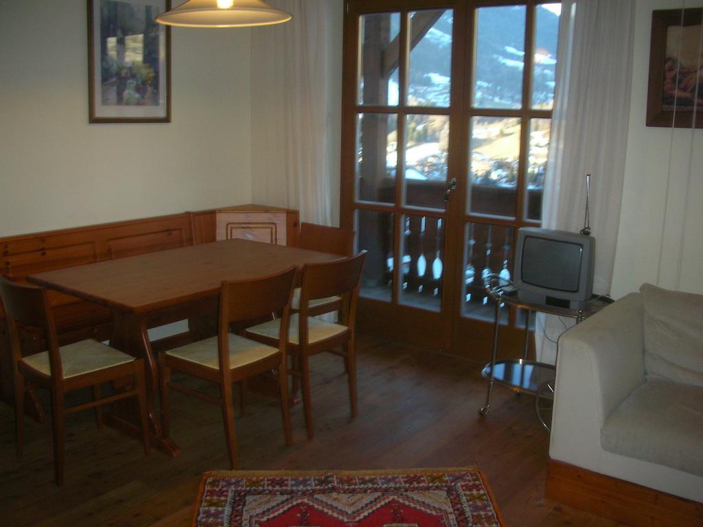 Appartement Colussi Bad Kleinkirchheim Ruang foto